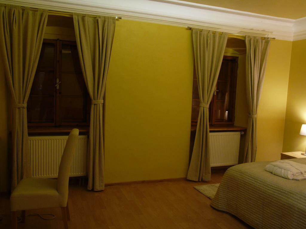 Apartments And Suites Kremnica Exterior photo
