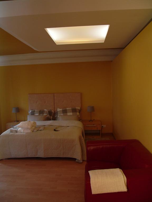Apartments And Suites Kremnica Exterior photo